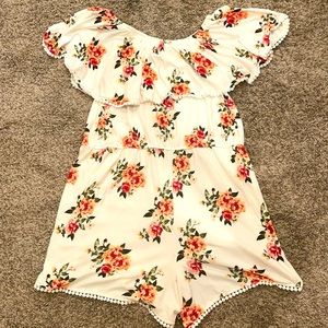 Flowy romper!